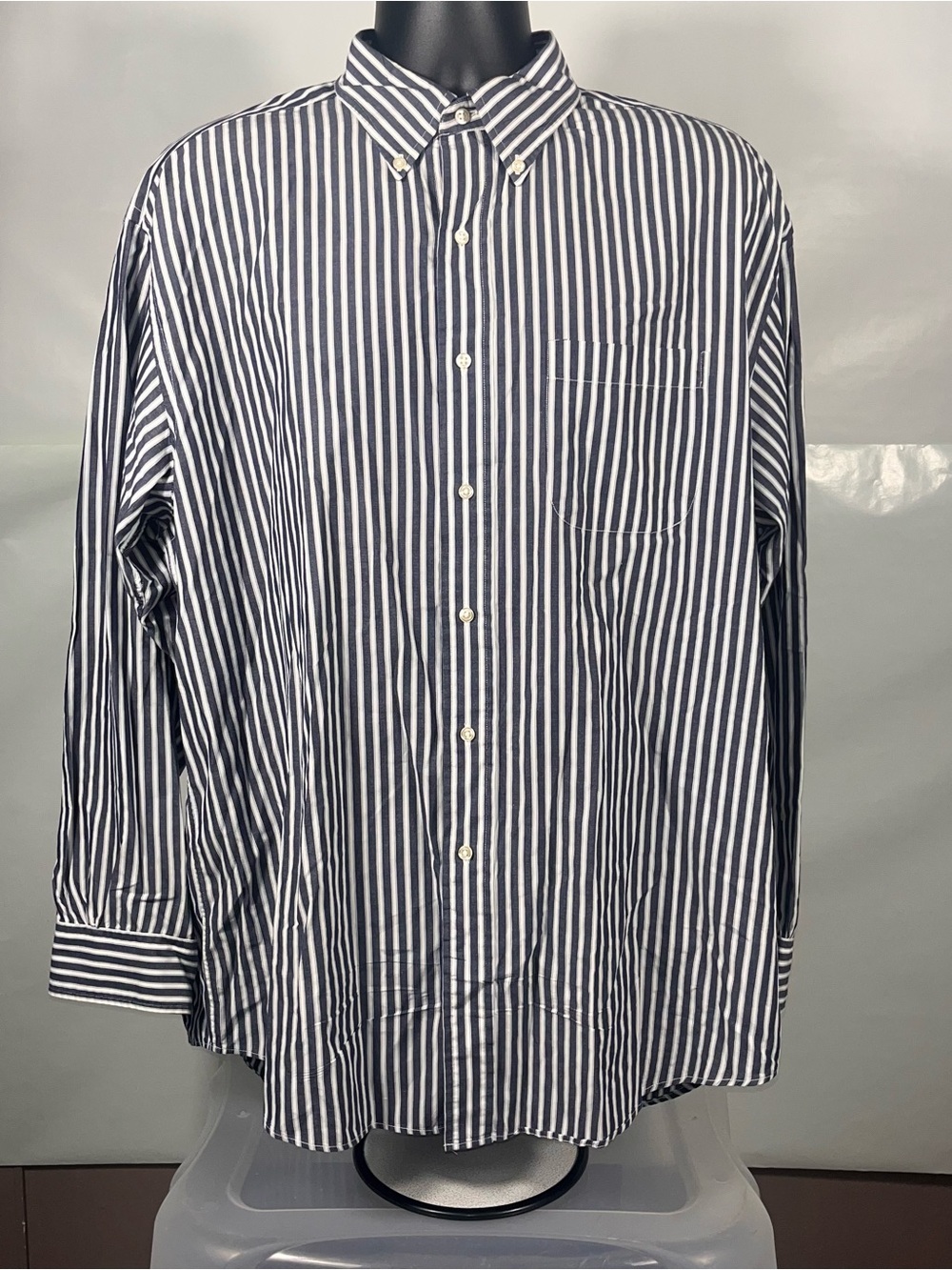 Brooks Brothers Men’s Dress Shirt L Navy Blue Striped 346 Button Down Casual
